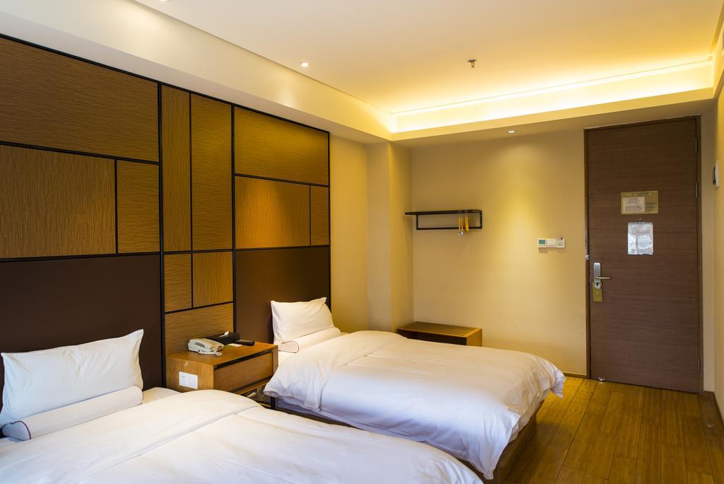 Ji Jiading Qinghe Road Shanghai